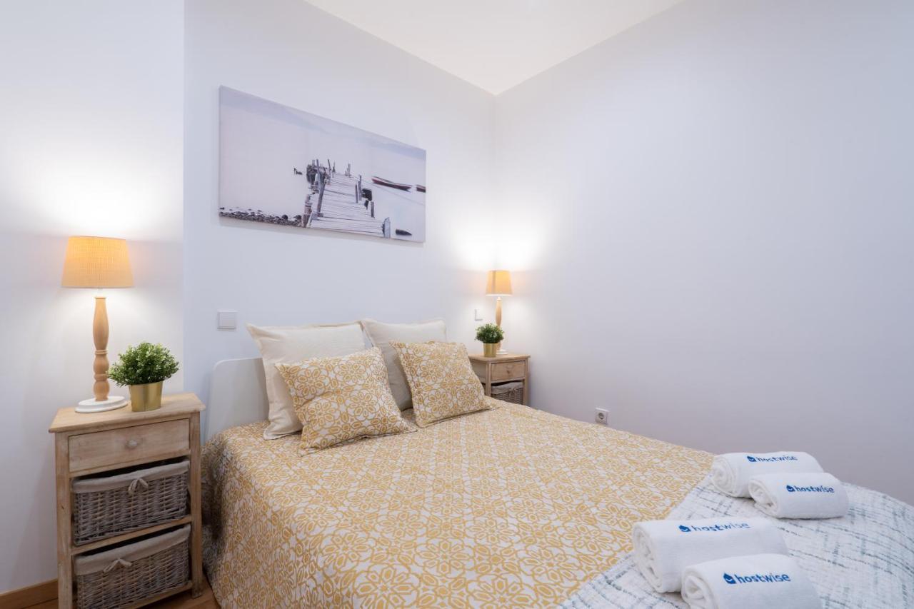 Host Wise - Colorful Fresh Flats - Batalha Appartement Porto Buitenkant foto