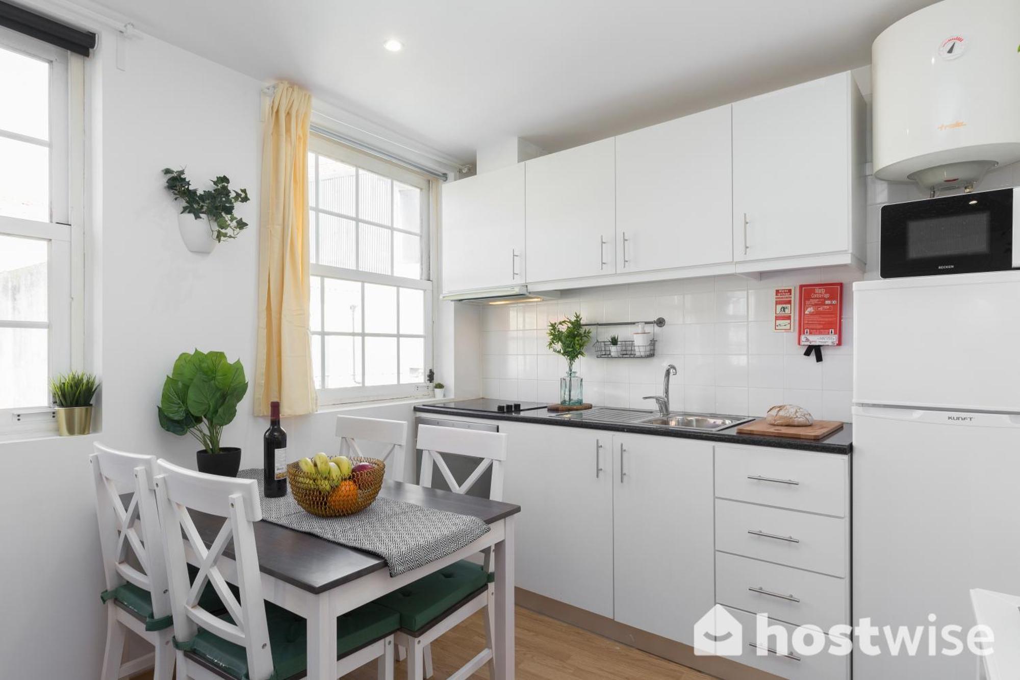 Host Wise - Colorful Fresh Flats - Batalha Appartement Porto Buitenkant foto