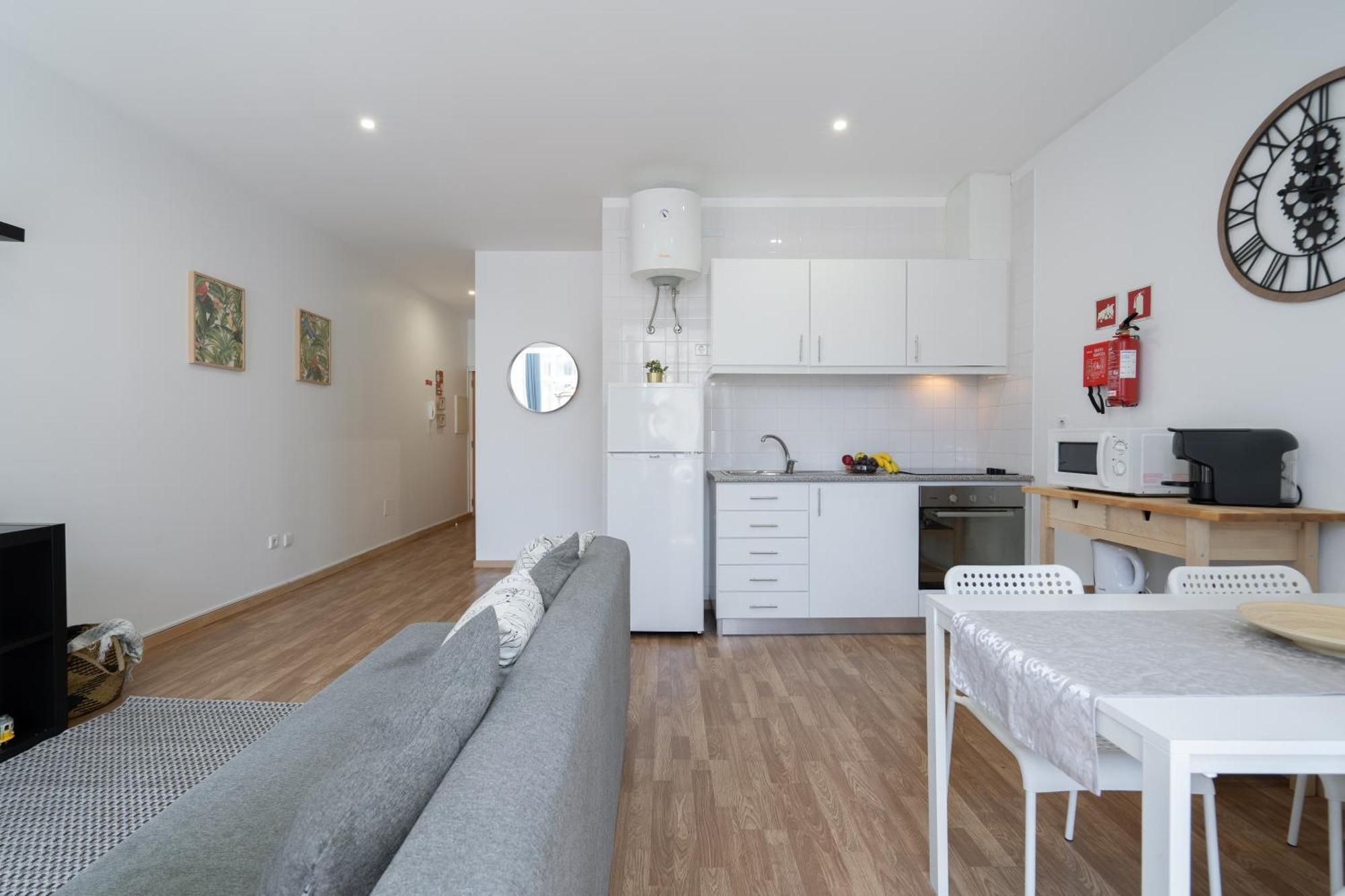 Host Wise - Colorful Fresh Flats - Batalha Appartement Porto Kamer foto